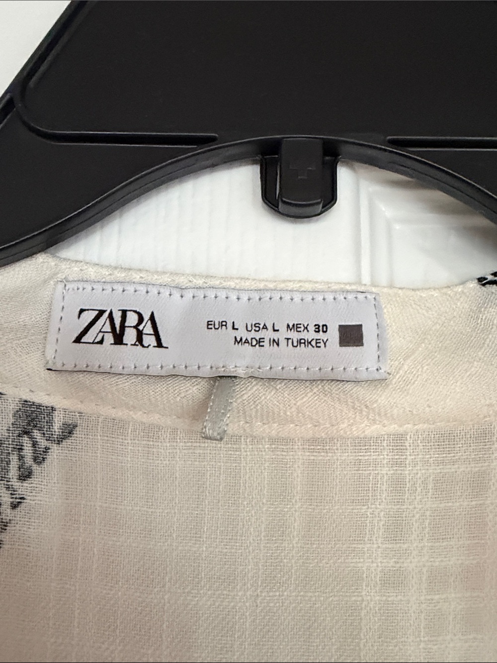 Zara Cream Dress with Black Border - Picture 2 of 4